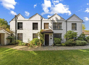 The house where JM Barrie created Peter Pan which is now on the market