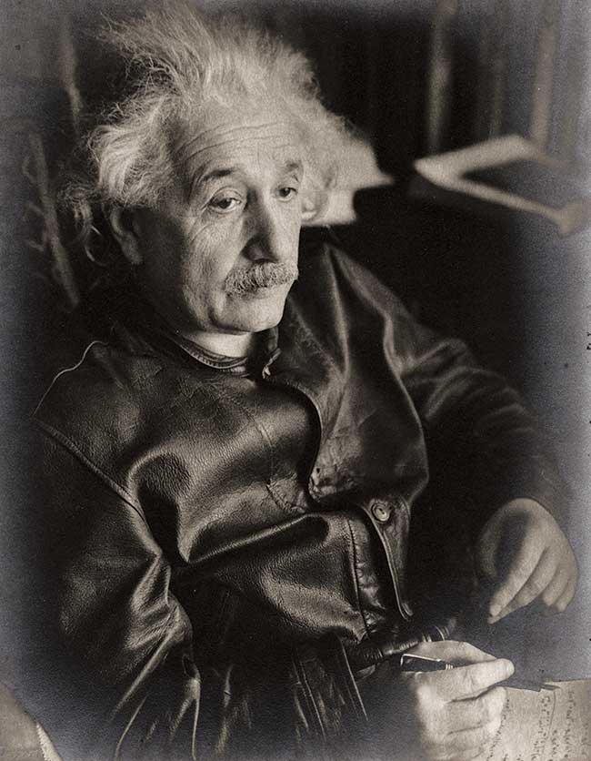 Albert Einstein, 1938.