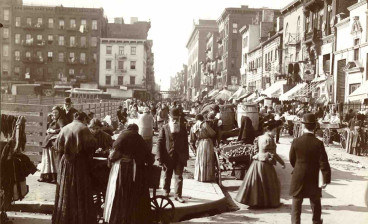 Unidentified photographer, Hester Street, West from the Southwest Corner of Norfolk Street, New York City, ca. 1898.