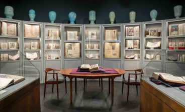 The Dr. Jörn Günther Rare Books stand at TEFAF Maastricht in 2025