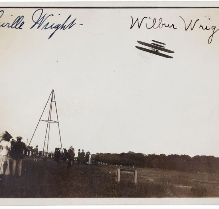 Orville and Wilbur Wright photograph