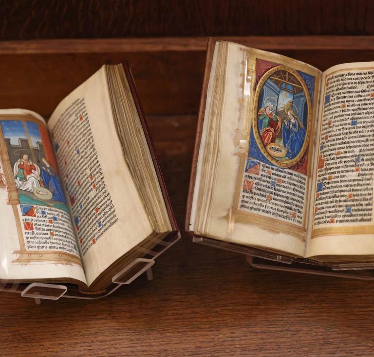  Catherine of Aragon and Anne Boleyn's Books of Hours