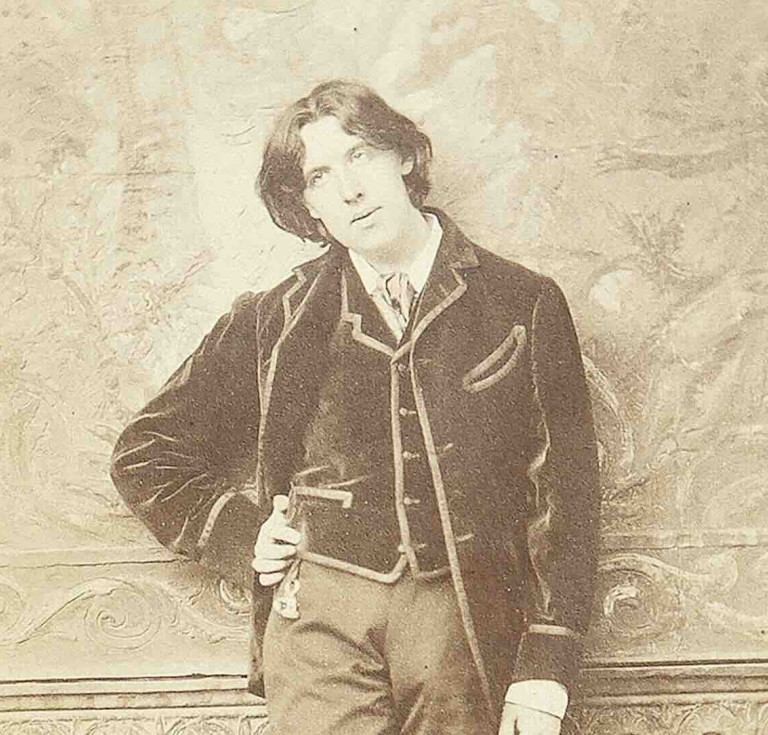  • Portrait of Oscar Wilde by the famous New York photographer Sarony taken in 1882