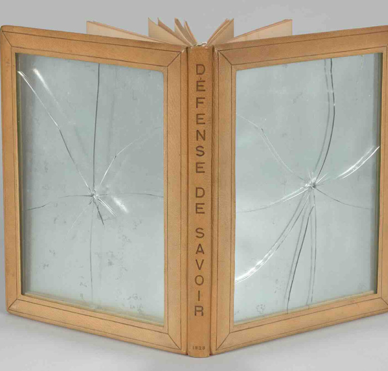 Défense de savoir (Knowledge Forbidden), by Giorgio de Chirico (artist) and Paul Éluard (author), binding by Georges Hugnet and Louis Christy, published 1928, rebound 1936. 